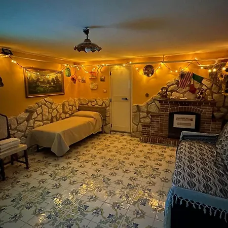 Mamma Mia S Villa Airola